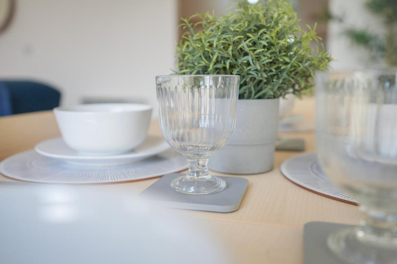 Stylish Apartment With Private Parking Cardiff Zewnętrze zdjęcie