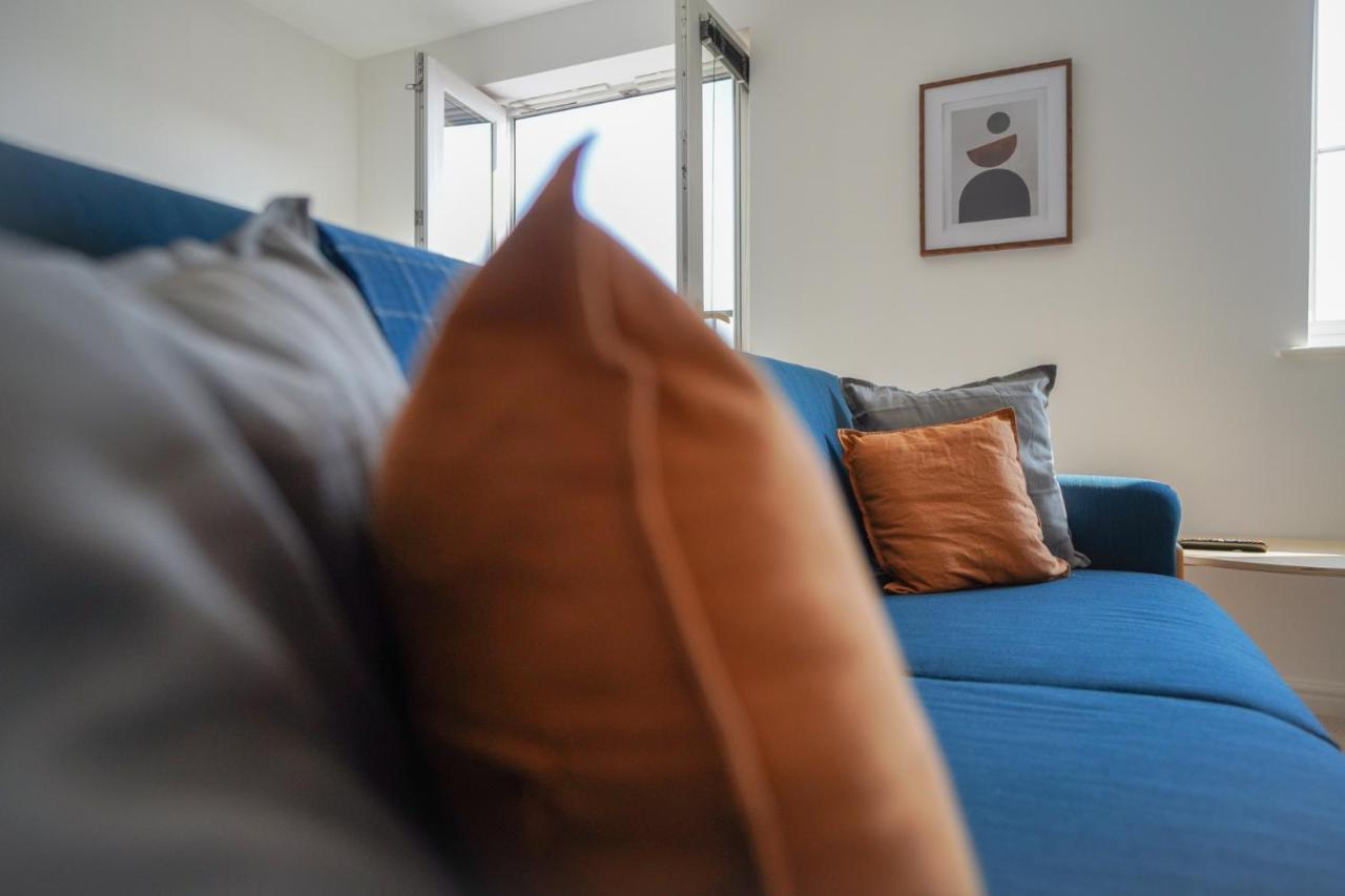 Stylish Apartment With Private Parking Cardiff Zewnętrze zdjęcie
