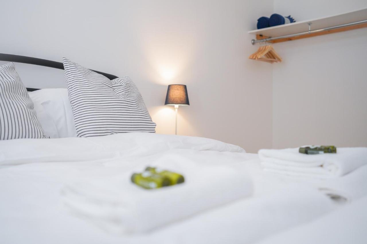 Stylish Apartment With Private Parking Cardiff Zewnętrze zdjęcie